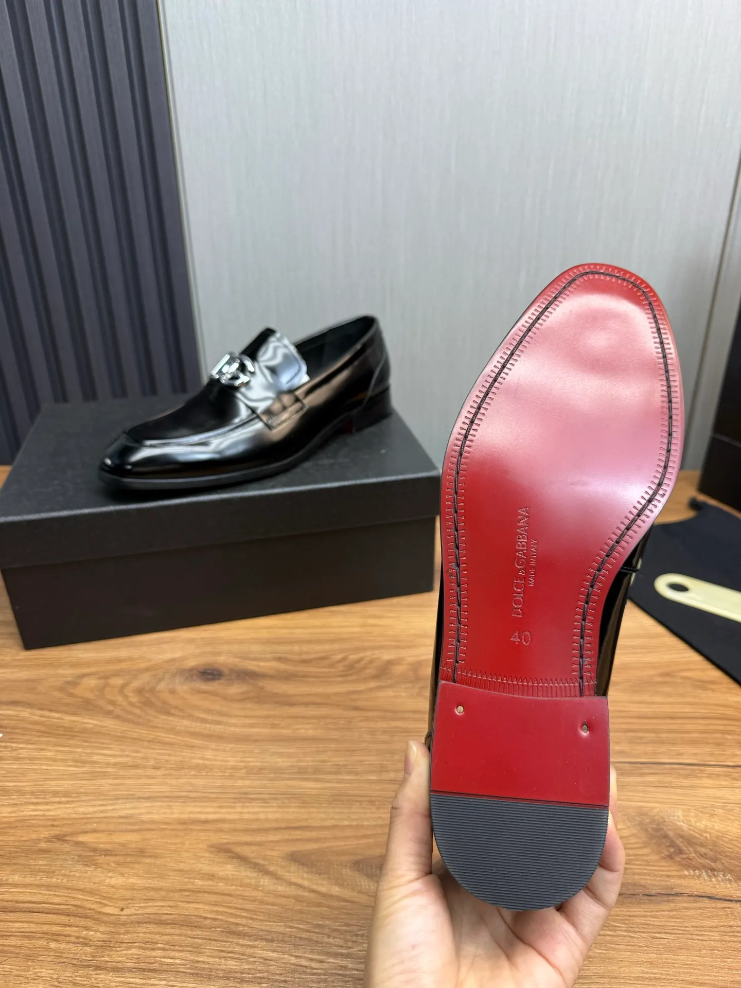 Factory price 520💰 Dolce&G .DG men's loafers👞 Classic and fashionable style, embellished with personalized DG logo. Imported cowhide, open-edge beaded cowhide, cowhide lining, original non-slip and wear-resistant outsole Size: 39-44 (customized at 38.45)